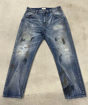 Stijlvolle vintage jeans voor een klassieke angstige look.