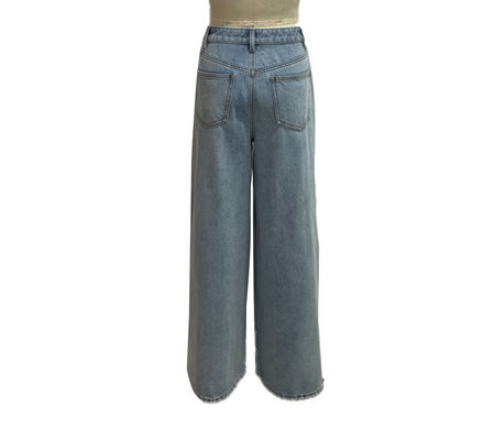 Jeans met hoge taille vergroot de taille voor een vleiend silhouet