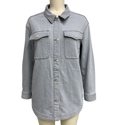Oversized Fit Denim Shirt voor een ontspannen en moeiteloze stijl