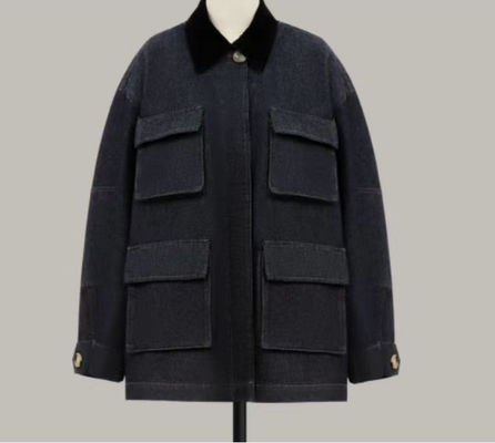Oversized vriend-stijl fit voor een ontspannen, comfortabele look