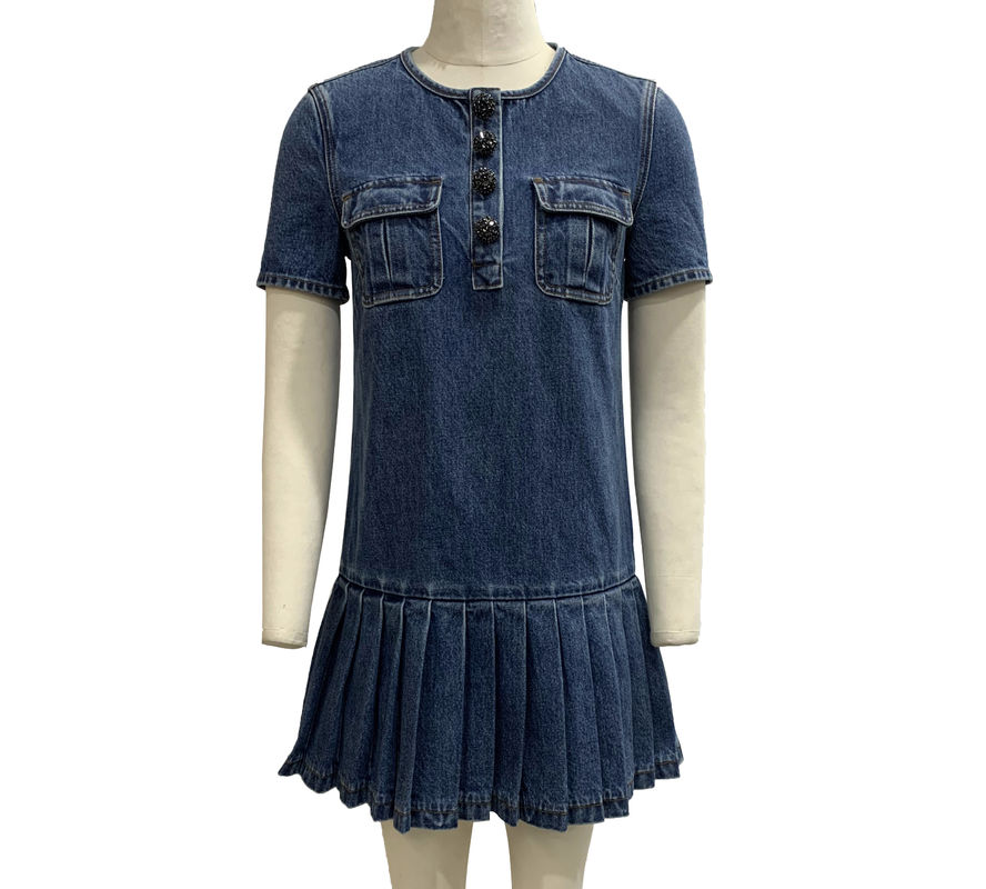 Klassieke crew hals en korte mouwen Denim jurk voor een tijdloze look
