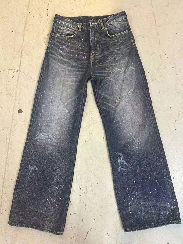 Vintage geïnspireerde verf splatter design denim bodem voor een gedurfde edgy look